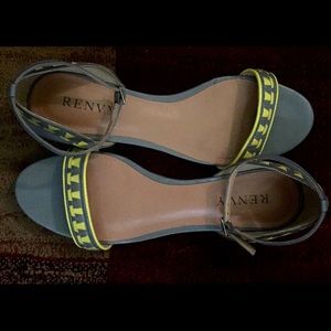 Renvy Gray Ankle Strap Flats w/ Yellow Trim Size 8